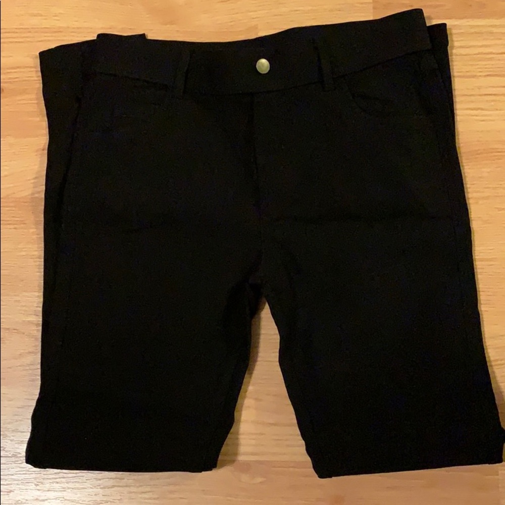 Black leggings